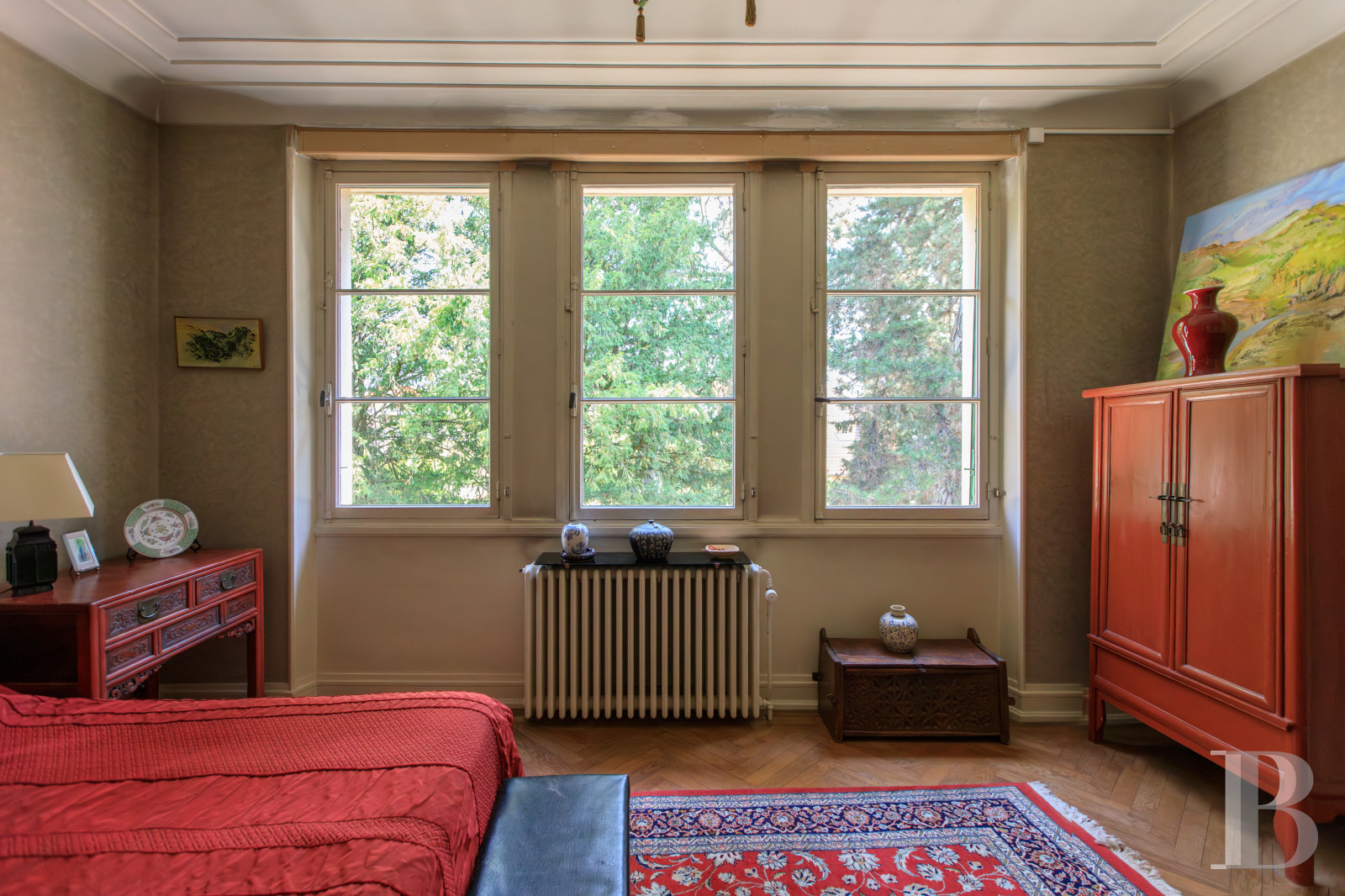 En Saône-et-Loire, à Mâcon, une villa et son jardin entièrement de style Art déco - photo  n°47